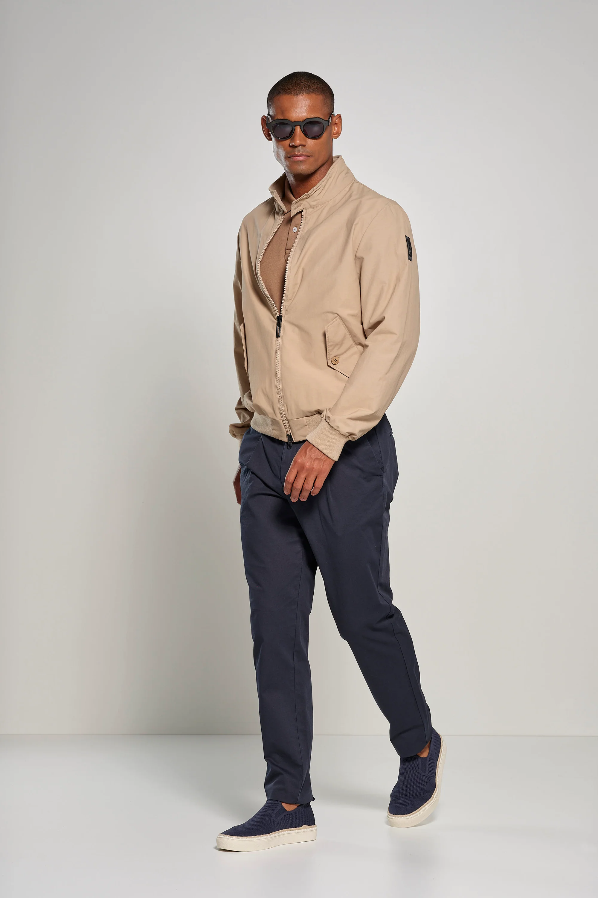 Bomber Sfoderato con Collo Alto - Image 17