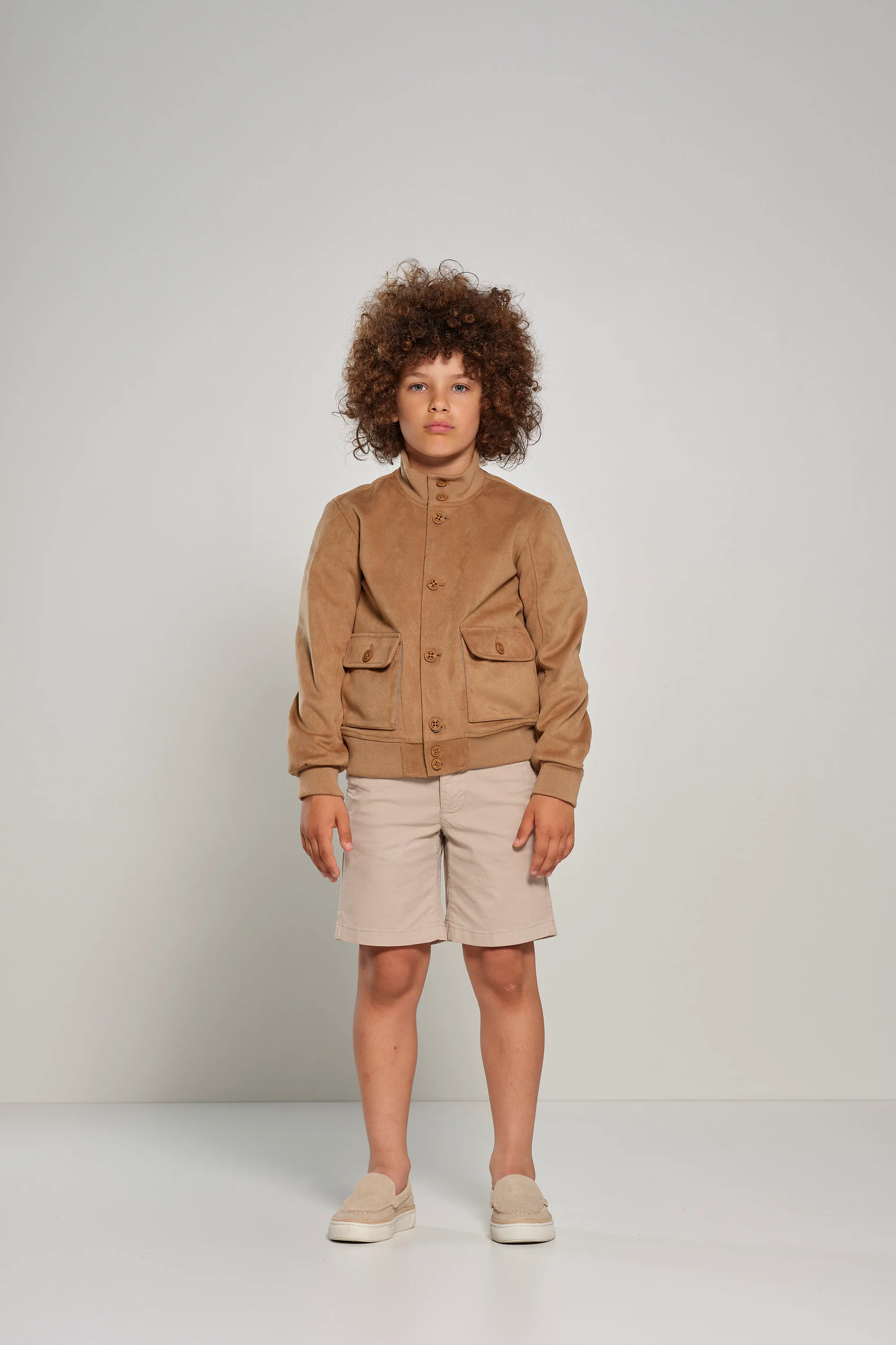 Giacca bambino in eco-pelle scamosciata con tasche a toppa - Image 4