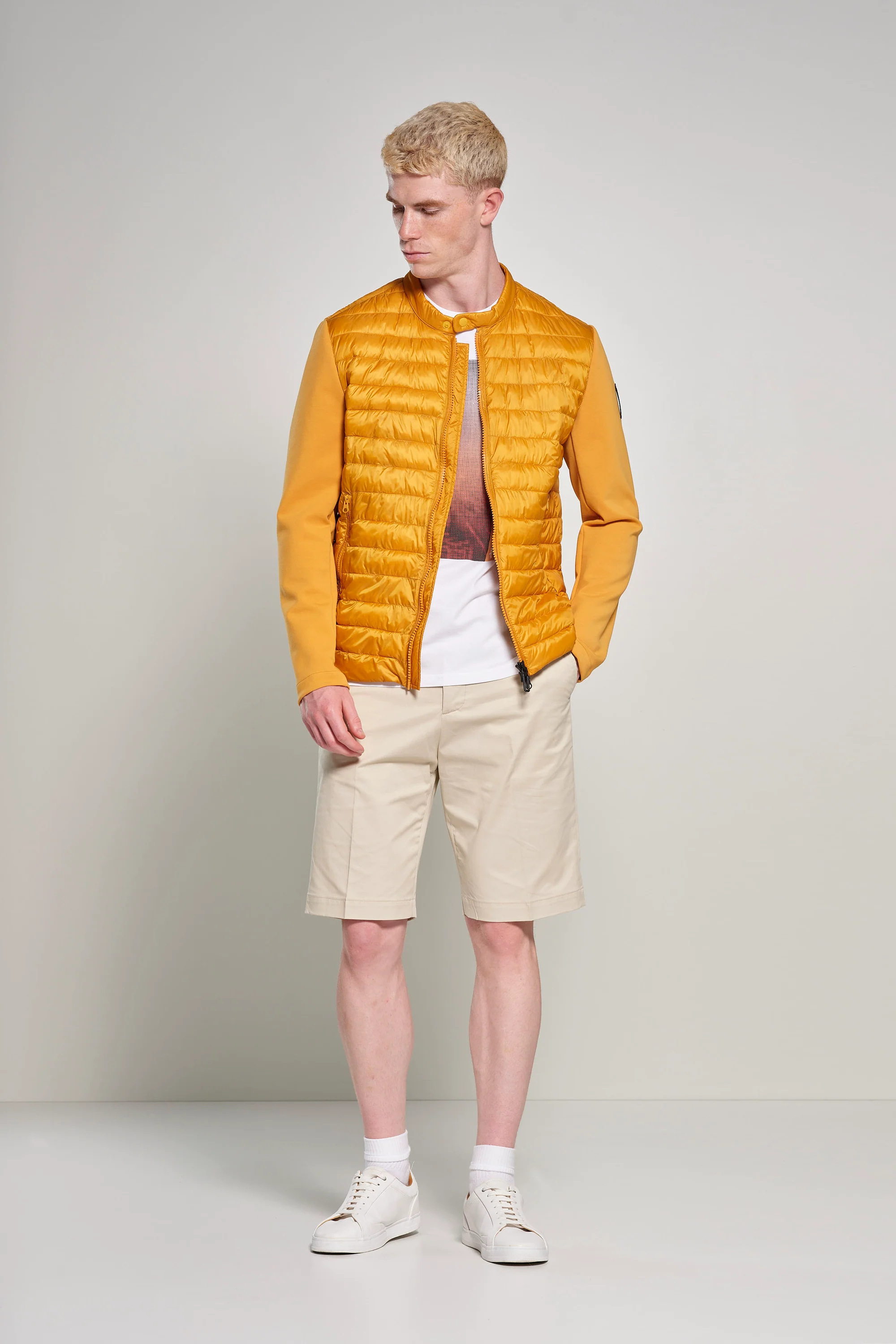 Giacca bimaterica in nylon e maglia - Image 17