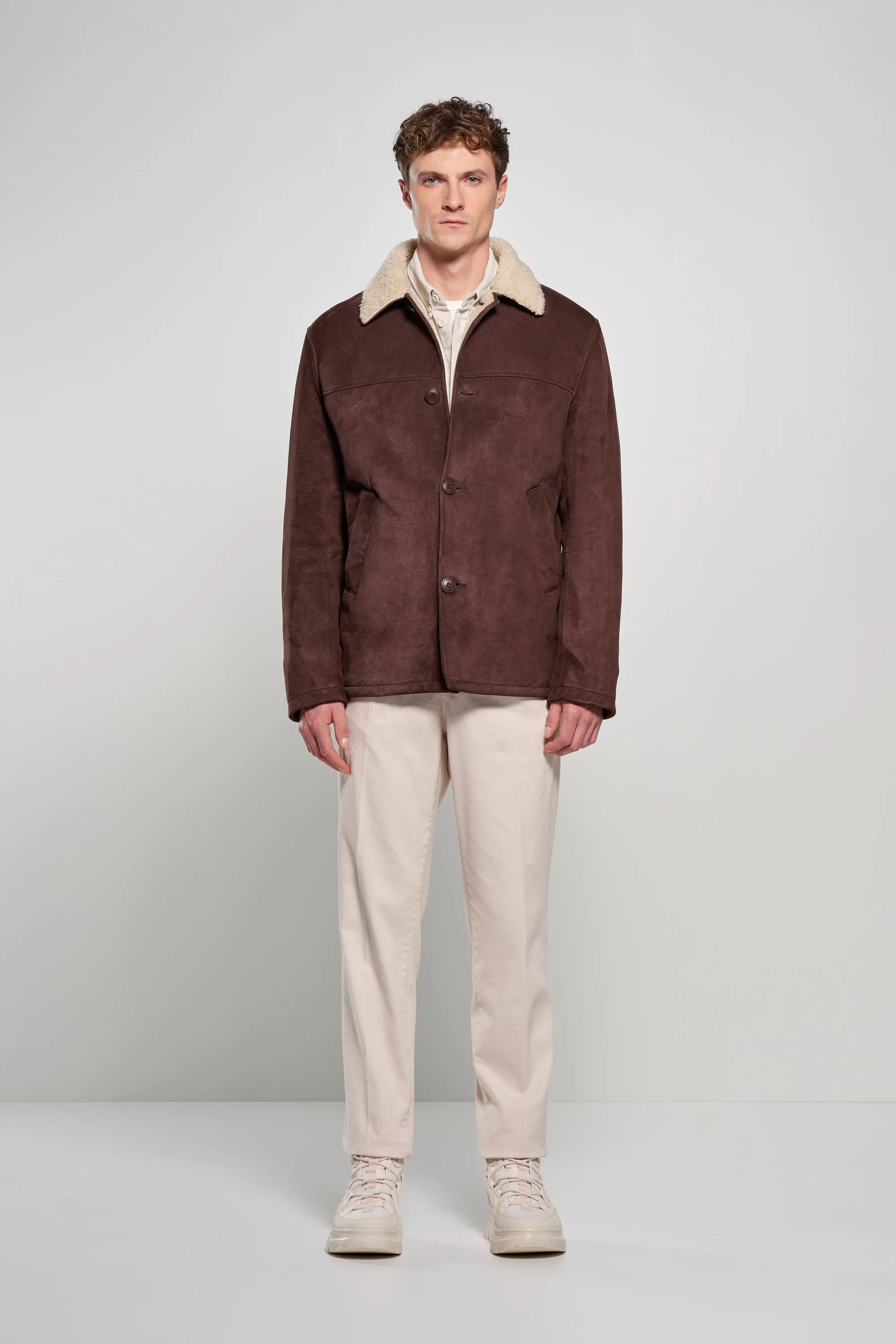 Giacca in pelle scamosciata con collo sherpa - Image 5