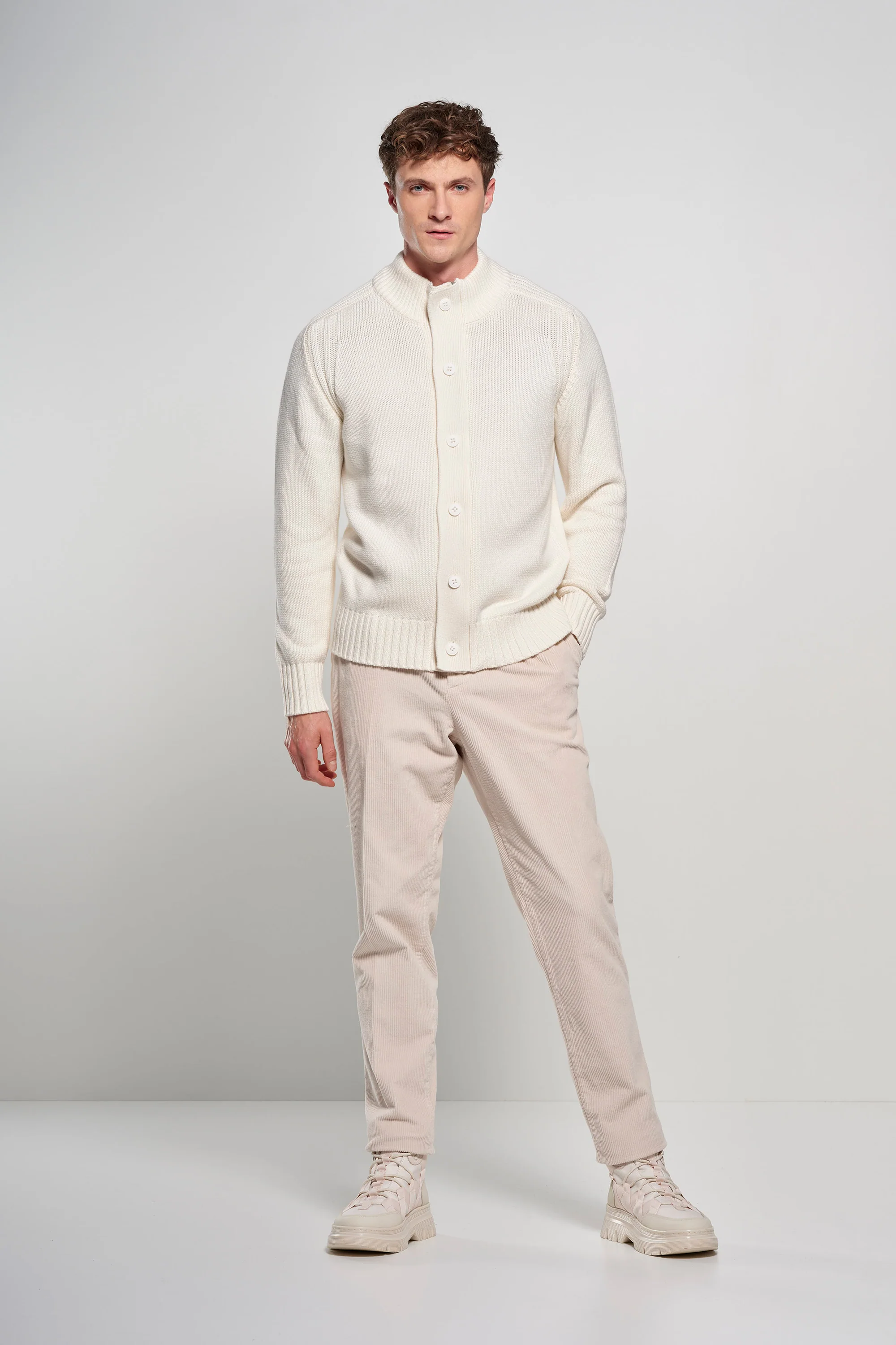 Pantalone chino da uomo slim in velluto a coste vita elasticata - Image 10