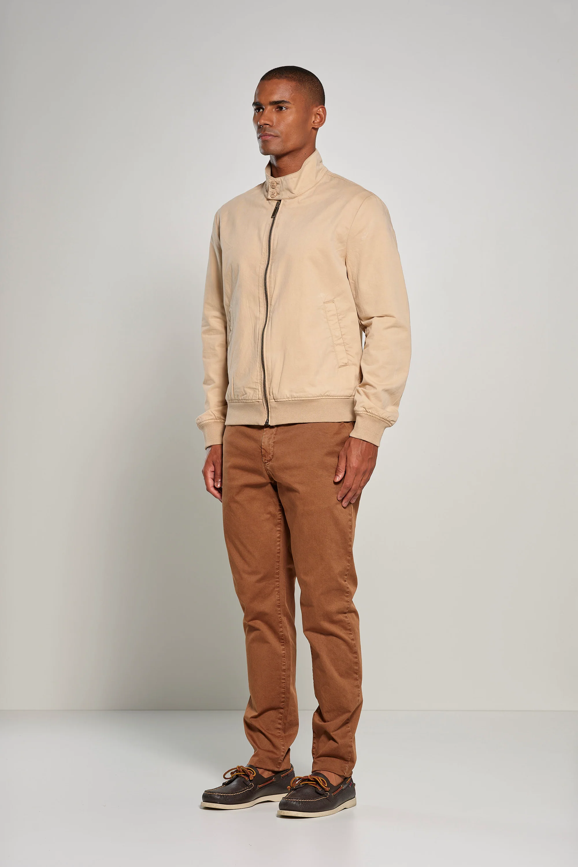 Pantalone chino in gabardina di cotone - Image 47