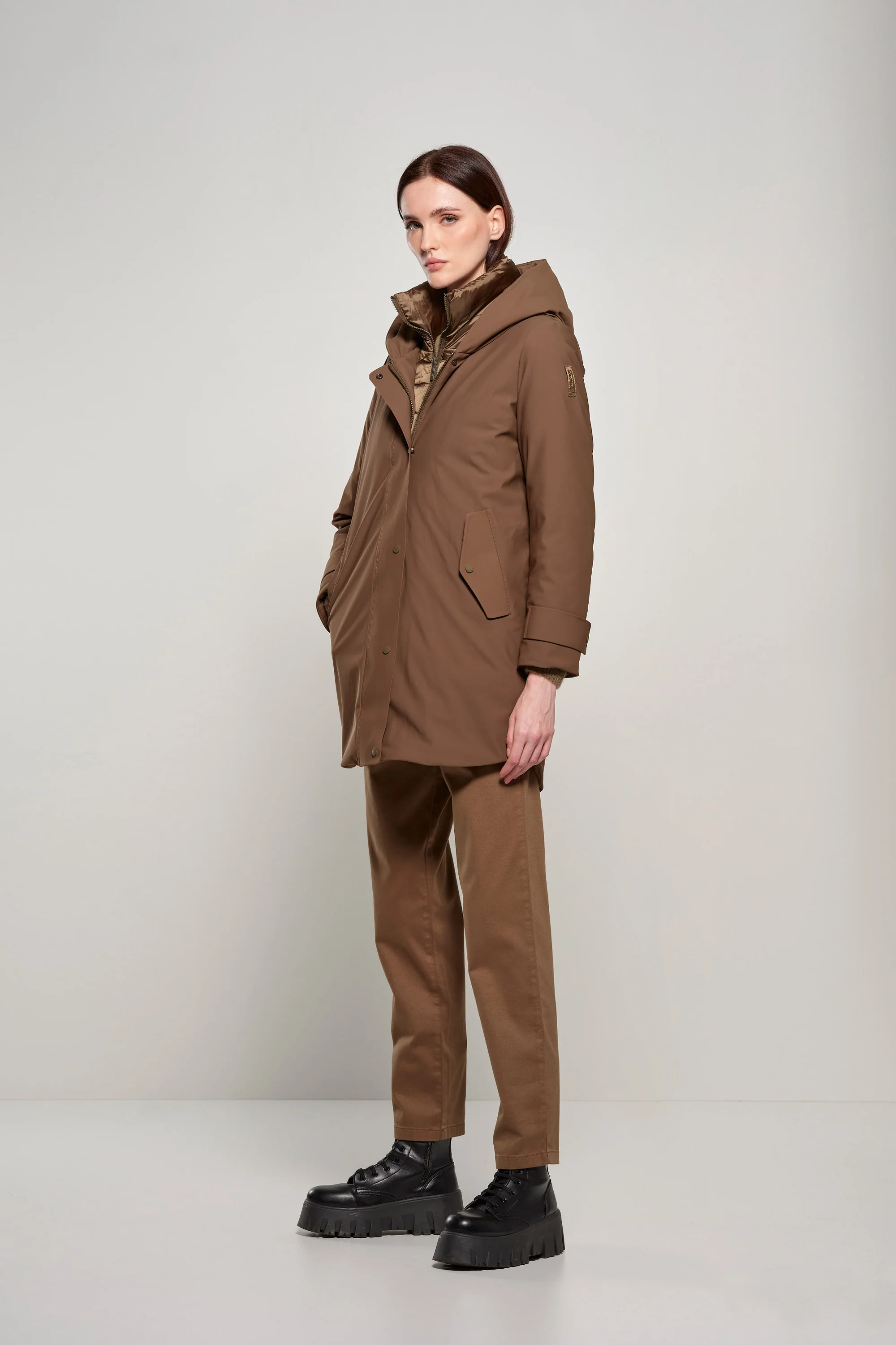 Parka corto imbottito Primaloft con cappuccio - Image 48