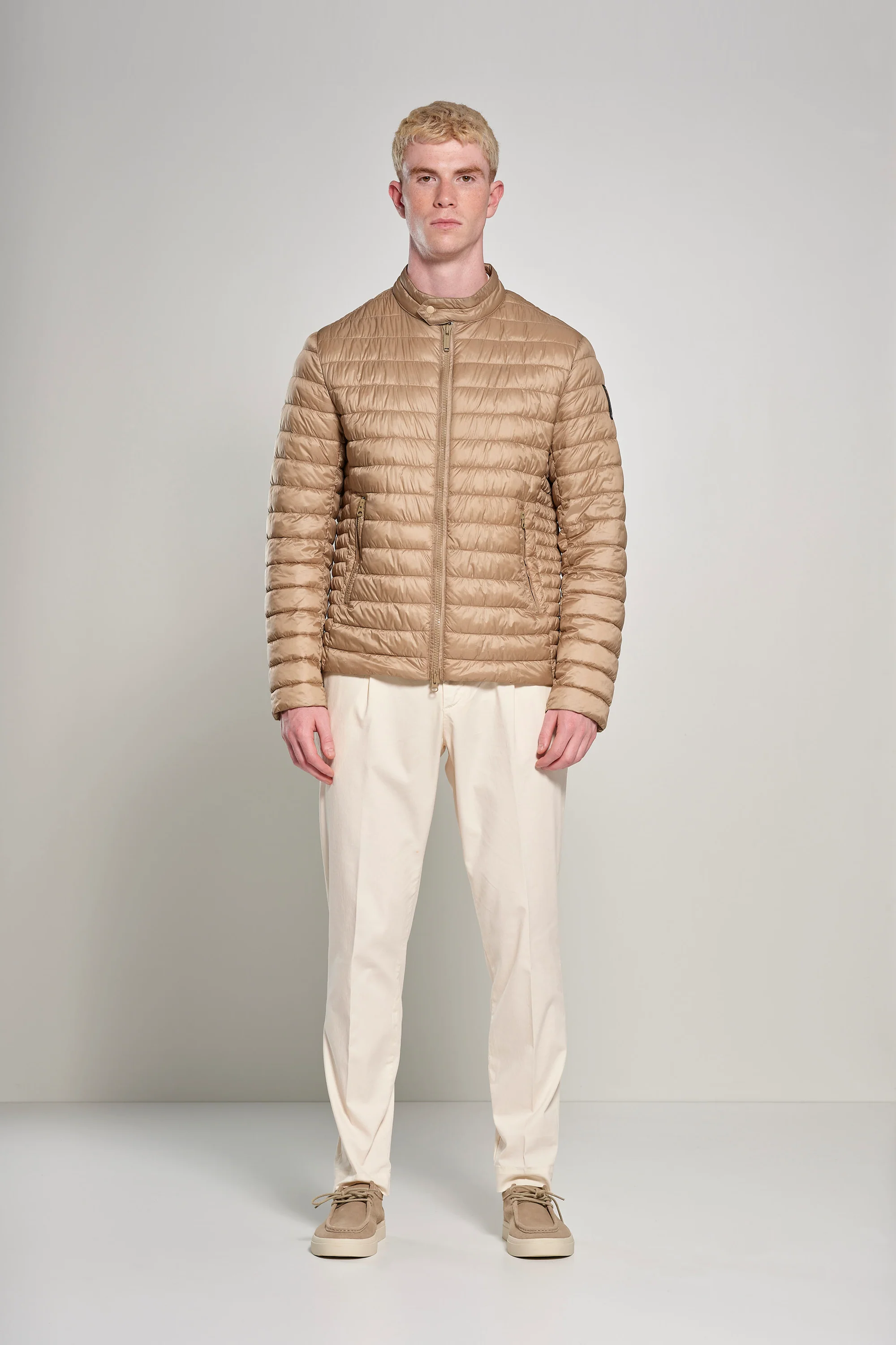 Piumino in nylon ad alta densità con collo alto - Image 12