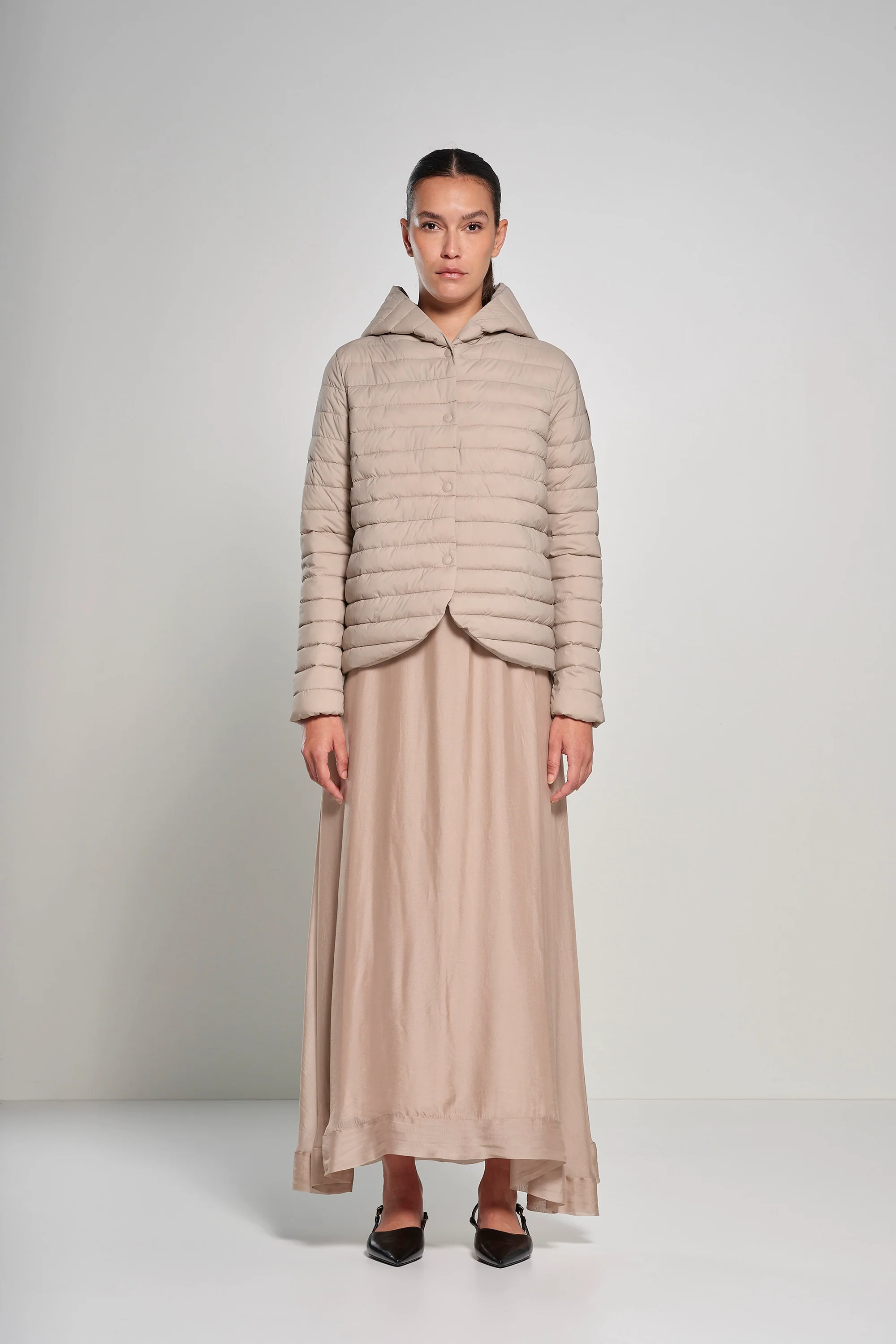 Piumino in nylon elasticizzato con bottoni - Image 12
