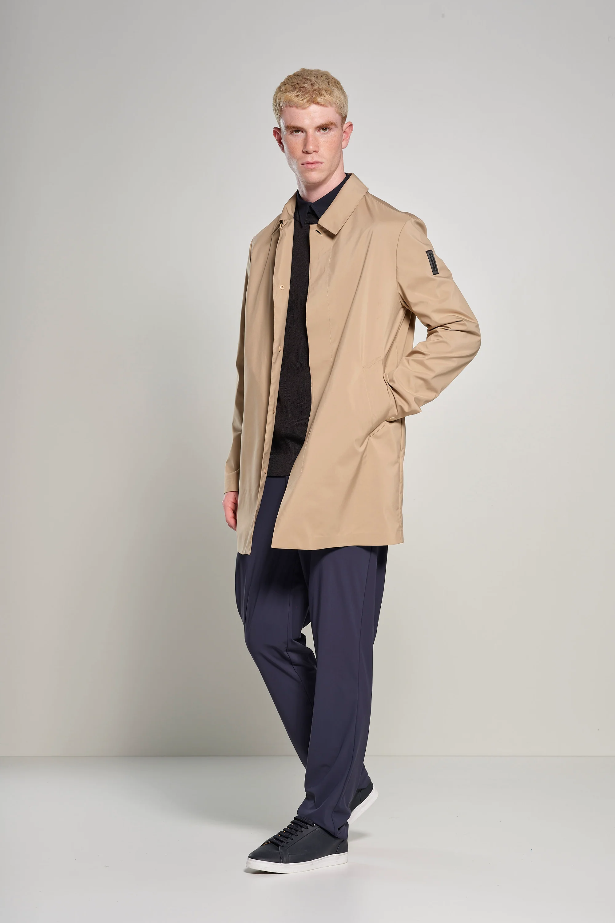 Trench sfoderato con colletto - Image 11